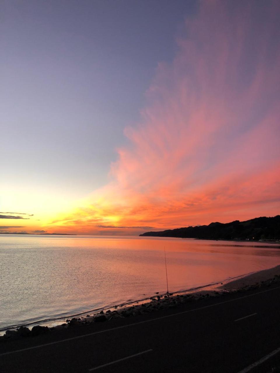 Te Mata Bay Seaviews Bed and Breakfast Tapu Buitenkant foto